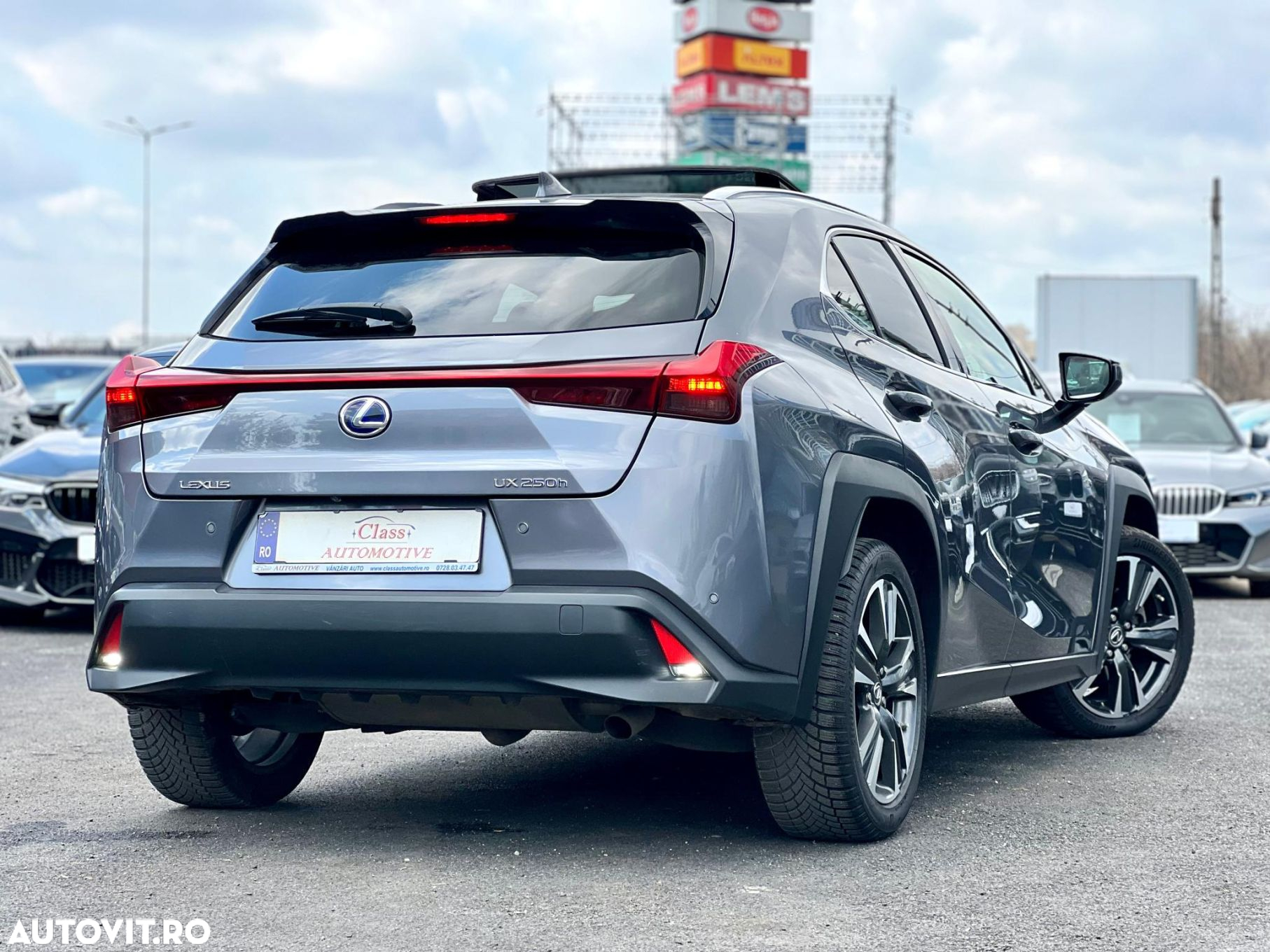 Lexus UX 250h Executive Line - 6