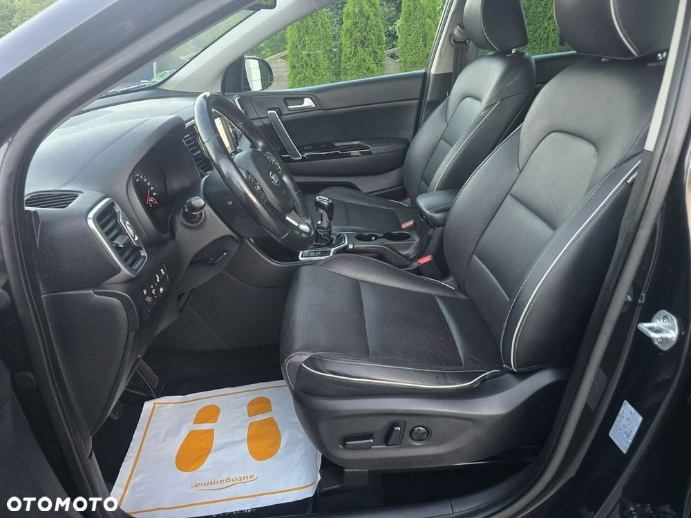 Kia Sportage - 10
