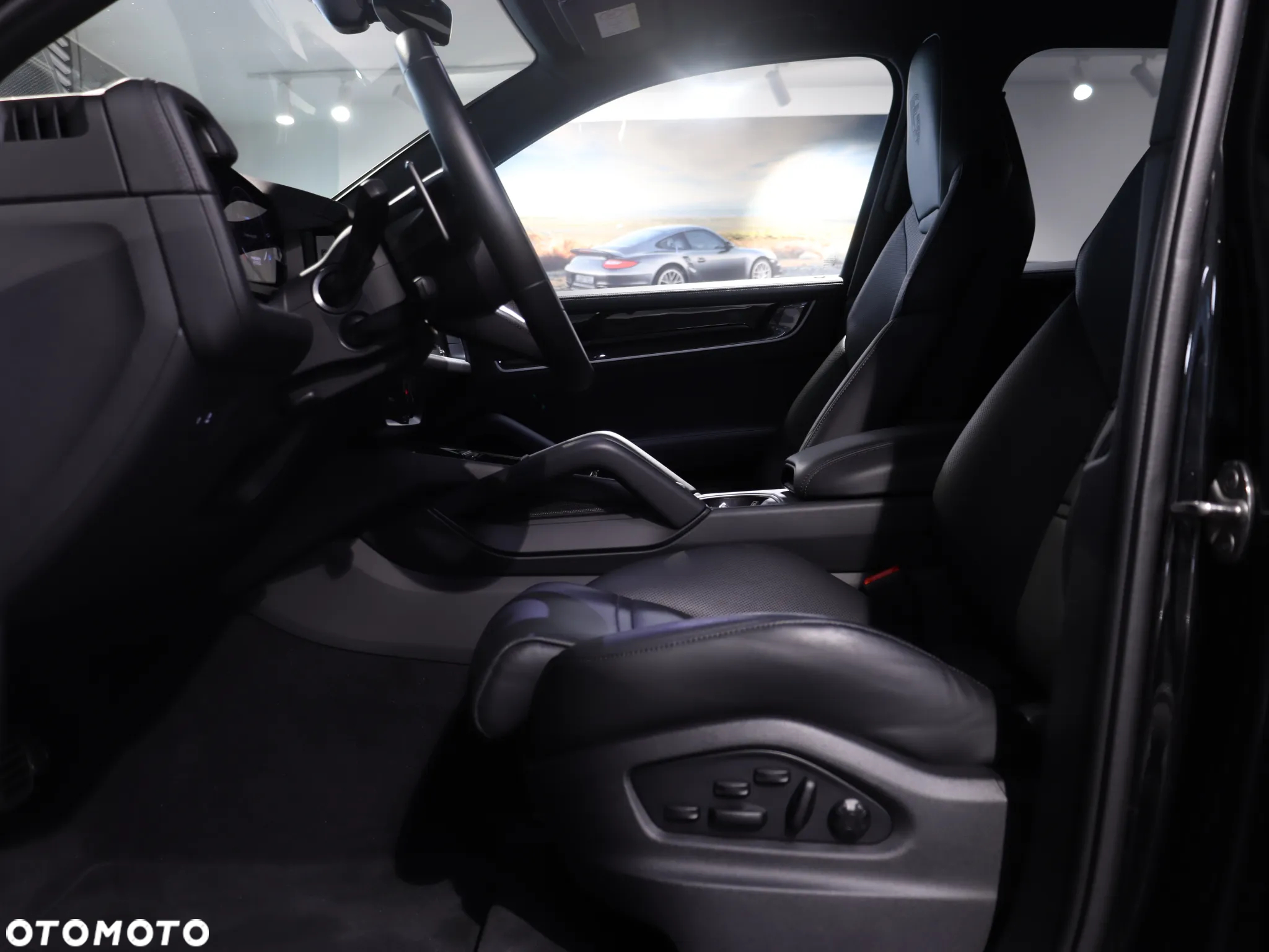 Porsche Cayenne S E-Hybrid PHEV - 17
