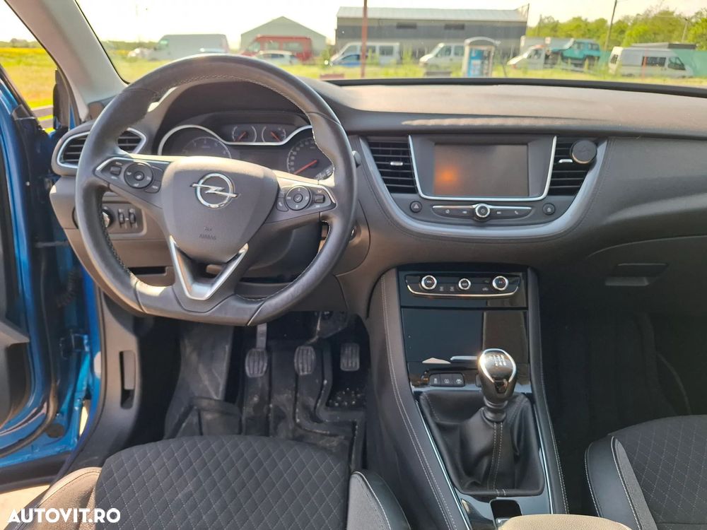 Opel Grandland X 1.2 Turbo START/STOP Innovation - 6
