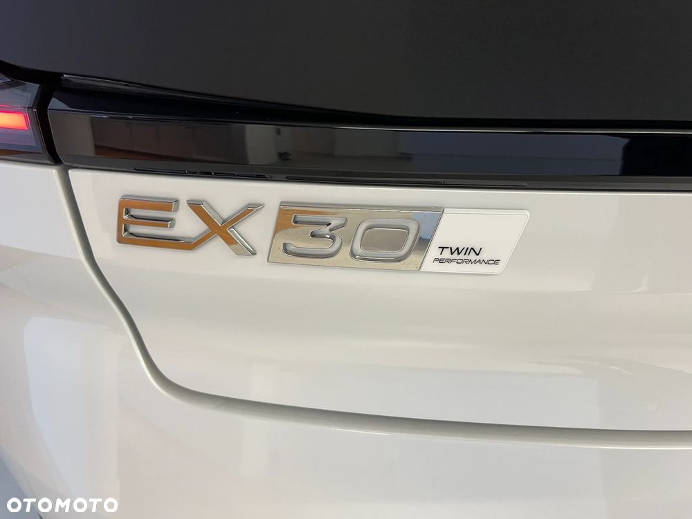 Volvo EX30 69kWh Twin Motor Ultra - 7