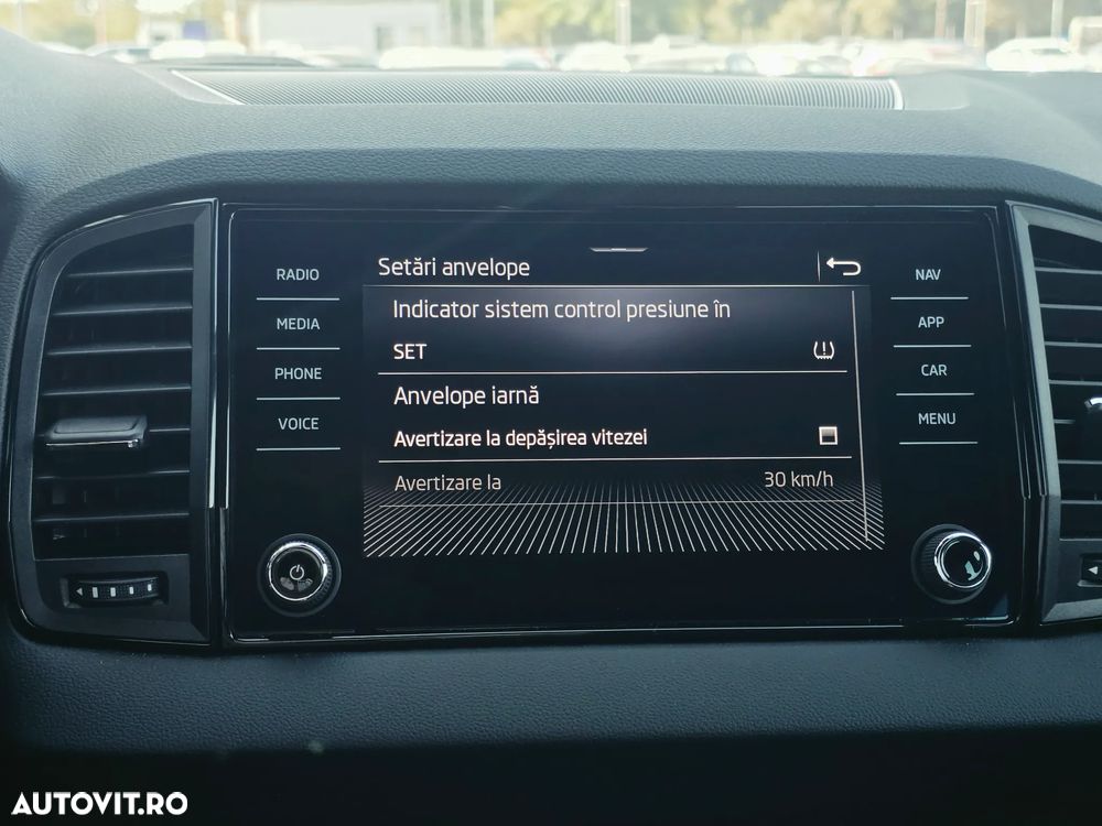 Skoda Karoq 2.0 TSI 4X4 DSG SportLine - 24