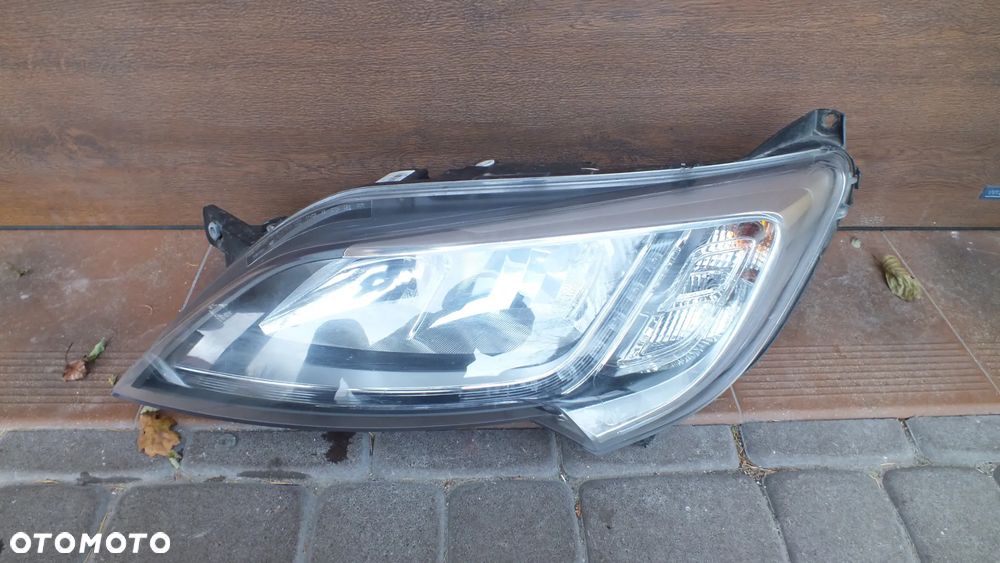 Lampa przednia lewa Fiat Ducato III Led - 1