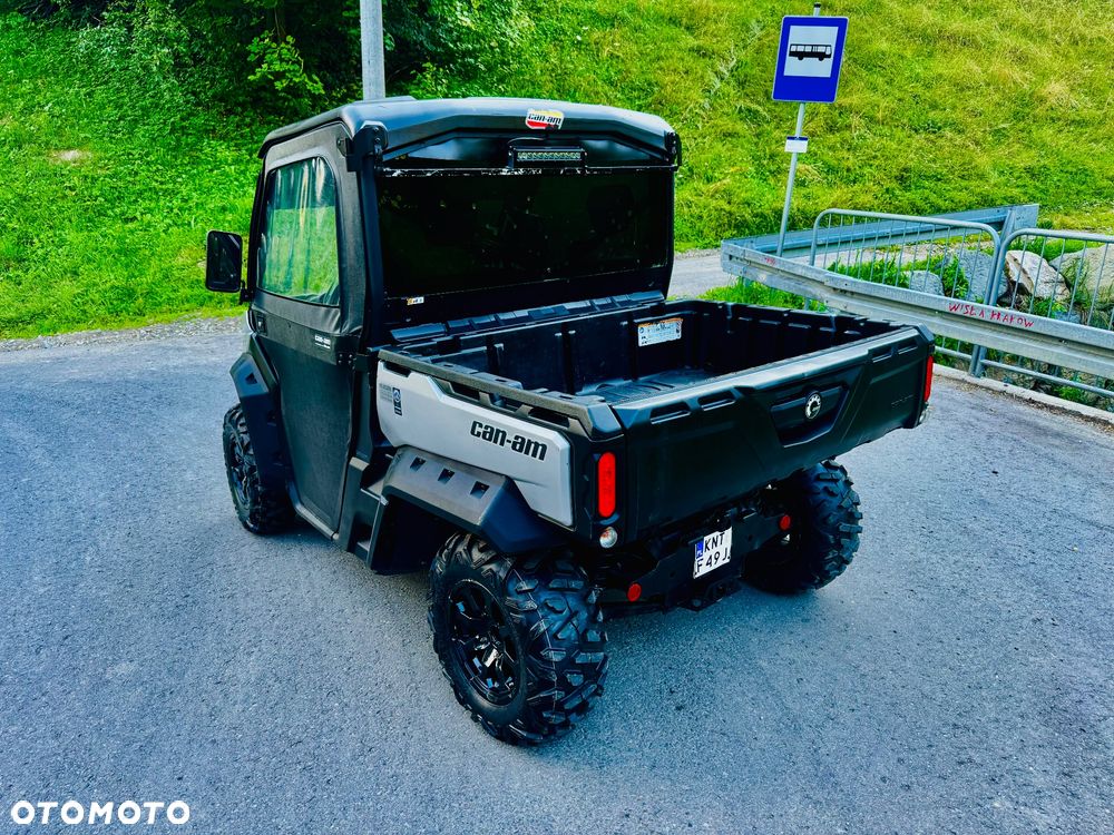 Can-Am Inny - 4