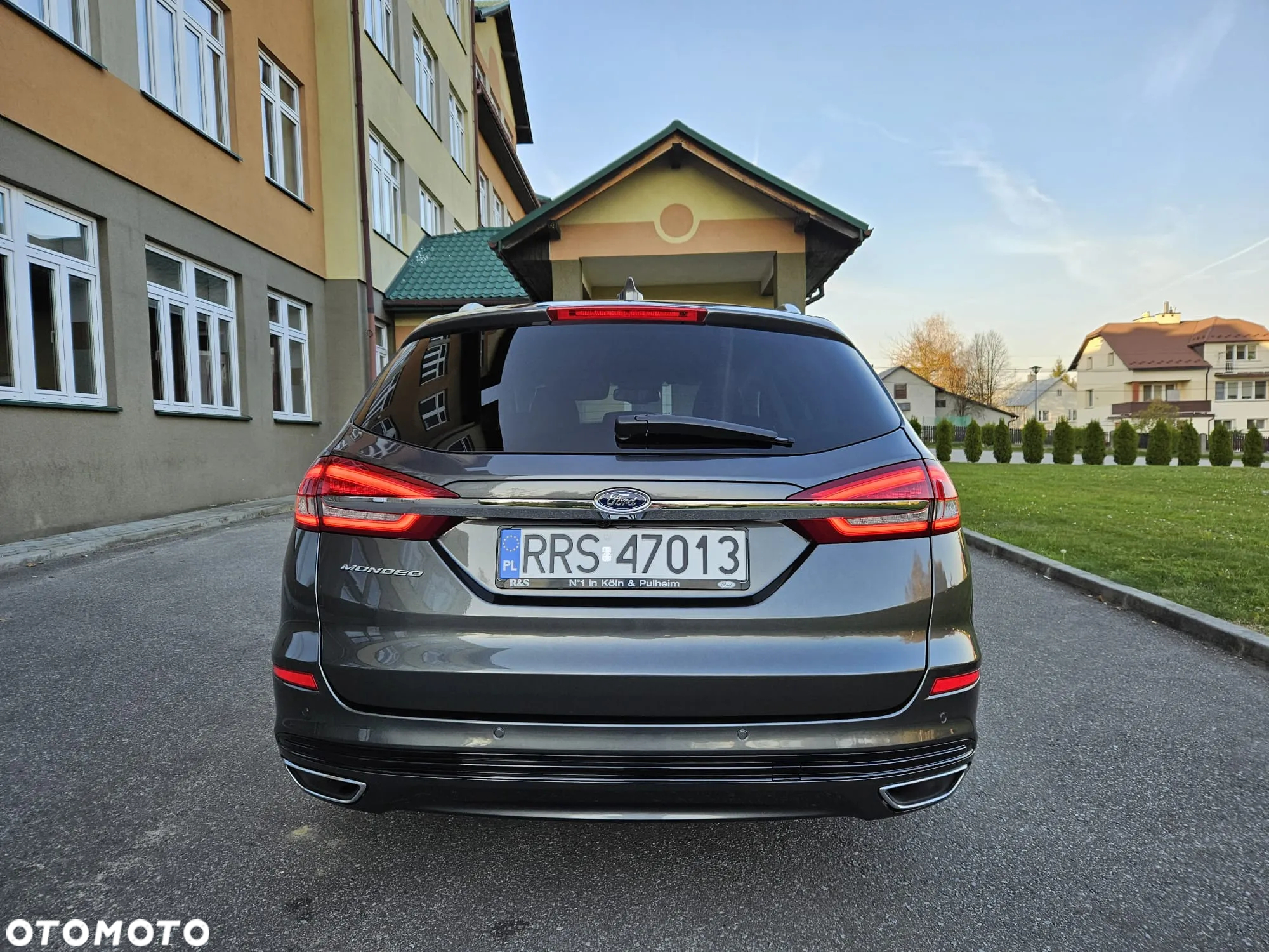 Ford Mondeo Turnier 2.0 EcoBlue Titanium - 4