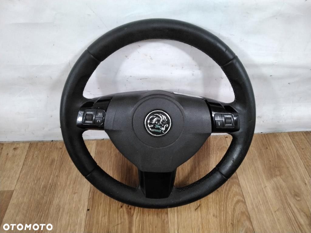 OPEL ASTRA H KIEROWNICA - 1