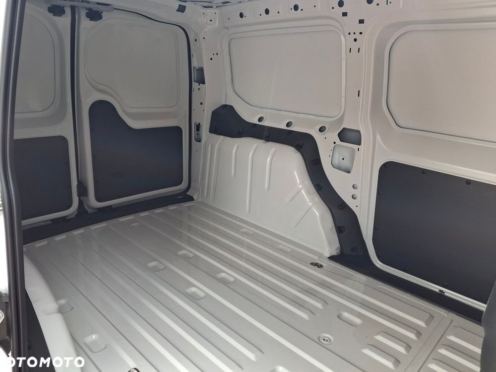 Volkswagen Caddy - 15