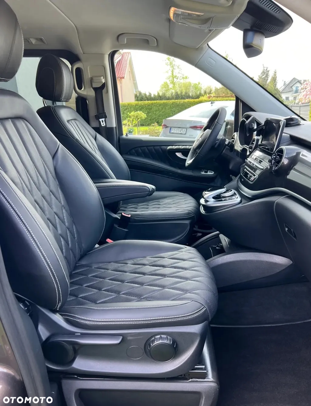 Mercedes-Benz Klasa V 220 CDI 7G-Tronic (d³ugi) - 4