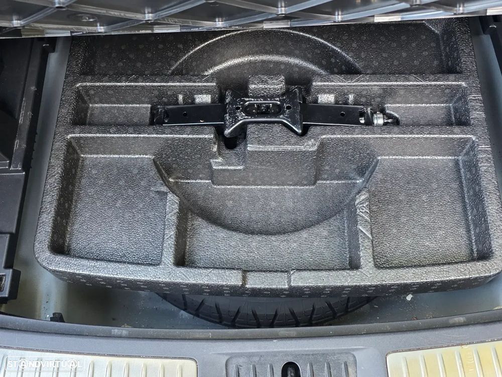 Toyota Avensis SW 2.0 D-4D Luxury+GPS - 12