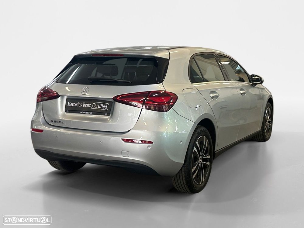 Mercedes-Benz A 250 e - 5