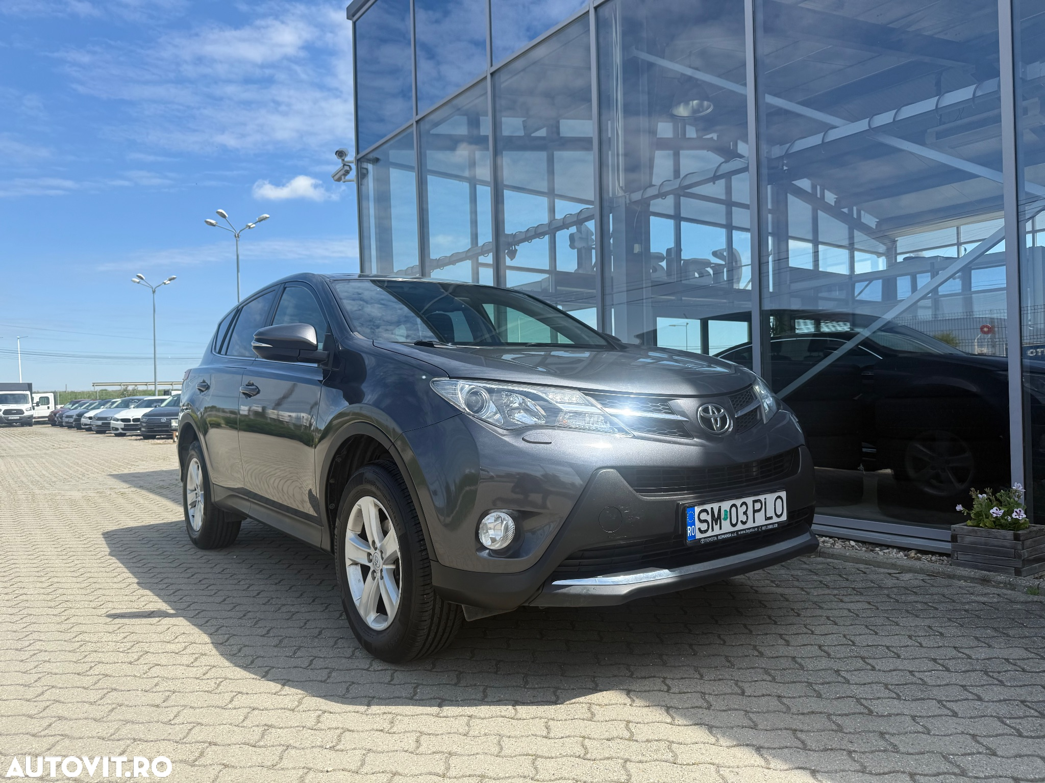 Toyota RAV4 2.2 D-4CAT 4WD Aut Luxury - 13