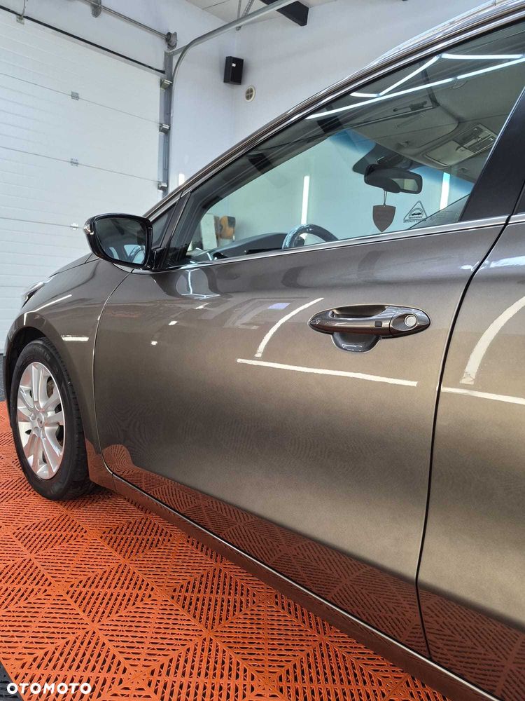 Kia Ceed - 7