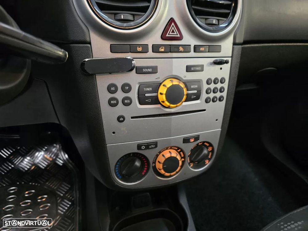 Opel Corsa 1.3 CDTi Enjoy - 13