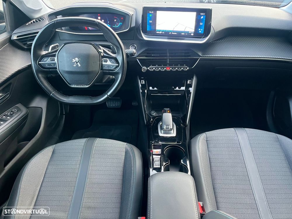 Peugeot 208 PureTech 100 EAT8 Allure Pack - 26