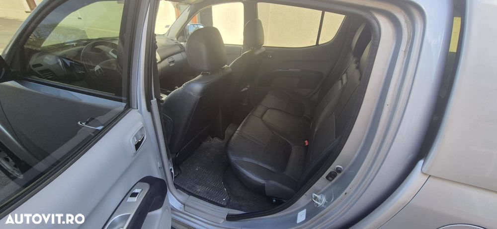 Mitsubishi L200 - 8