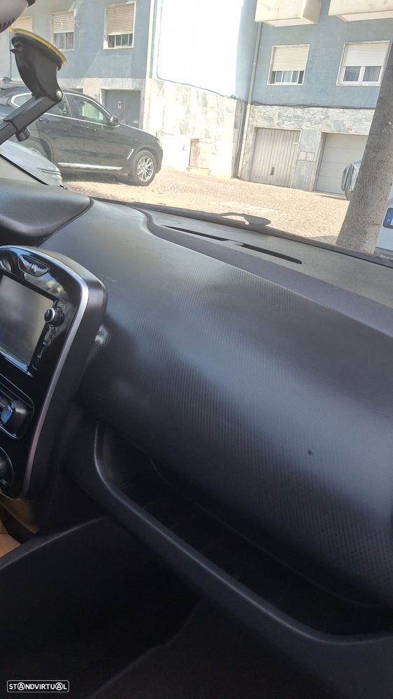 Renault Clio 1.5 dCi Limited - 18