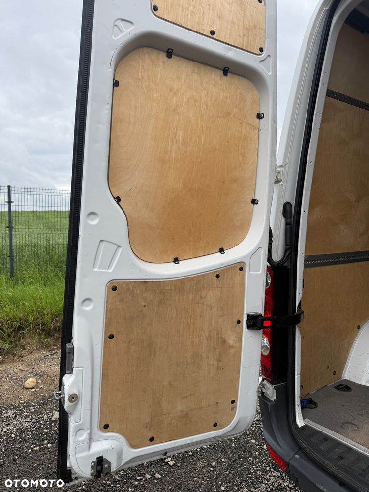 Volkswagen Crafter - 19