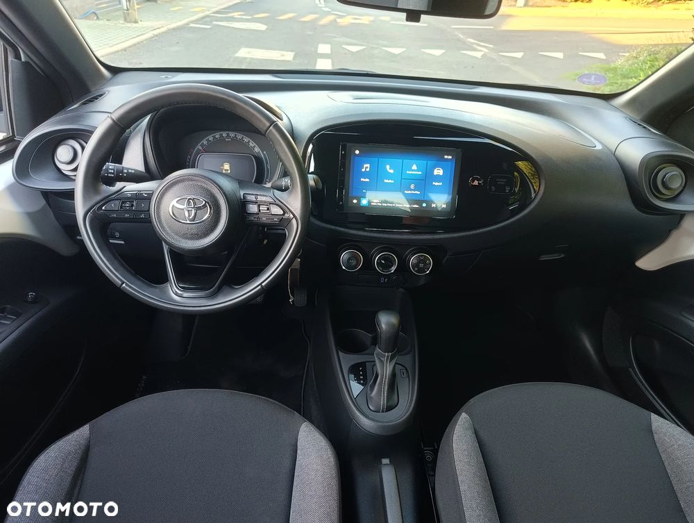 Toyota Aygo X S-CVT Air JBL - 9