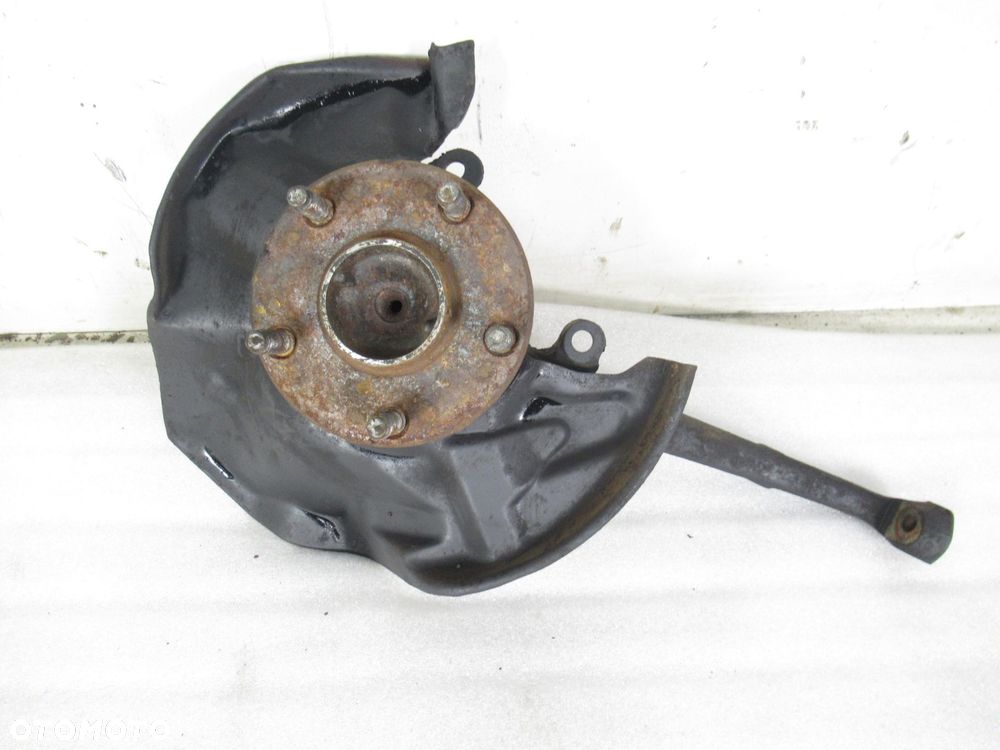 ZWROTNICA PIASTA PRZEDNIA PRAWA LEXUS IS I 200 - 1