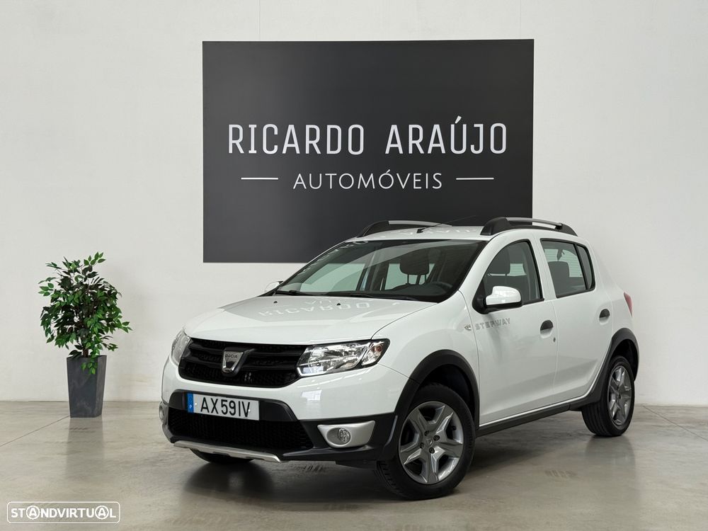Dacia Sandero 0.9 TCe Stepway - 1