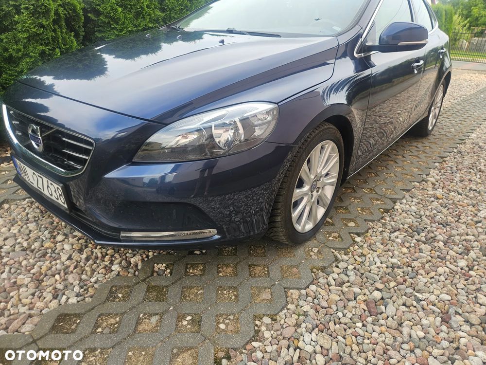 Volvo V40 D2 Momentum - 10