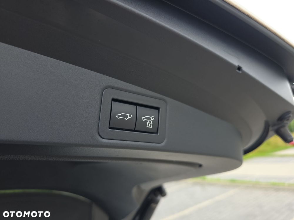 Toyota Corolla 1.8 Hybrid Style - 15