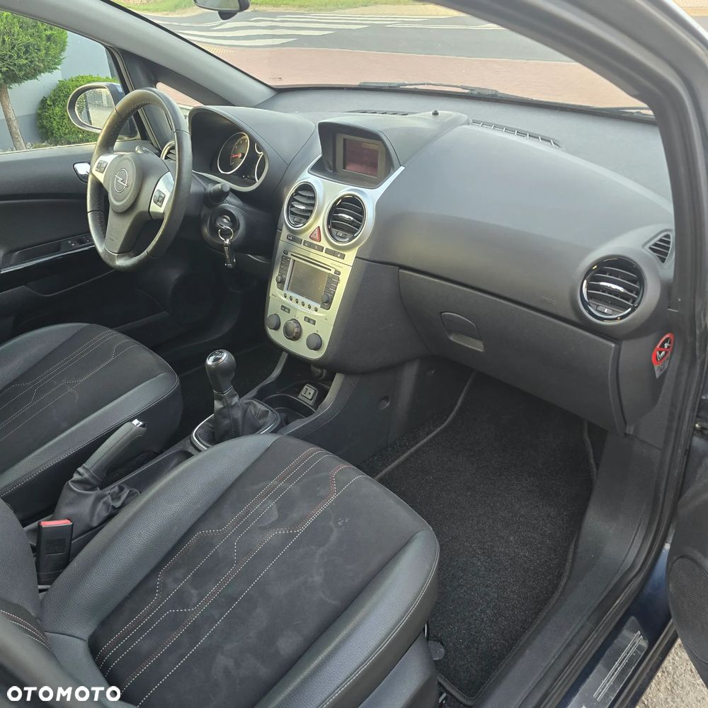 Opel Corsa 1.4 16V Enjoy - 14