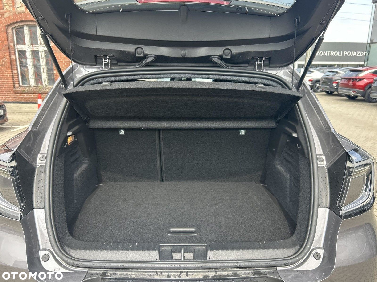 Renault Captur - 16