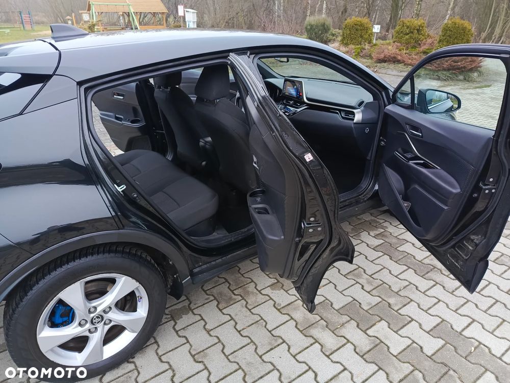 Toyota C-HR - 15
