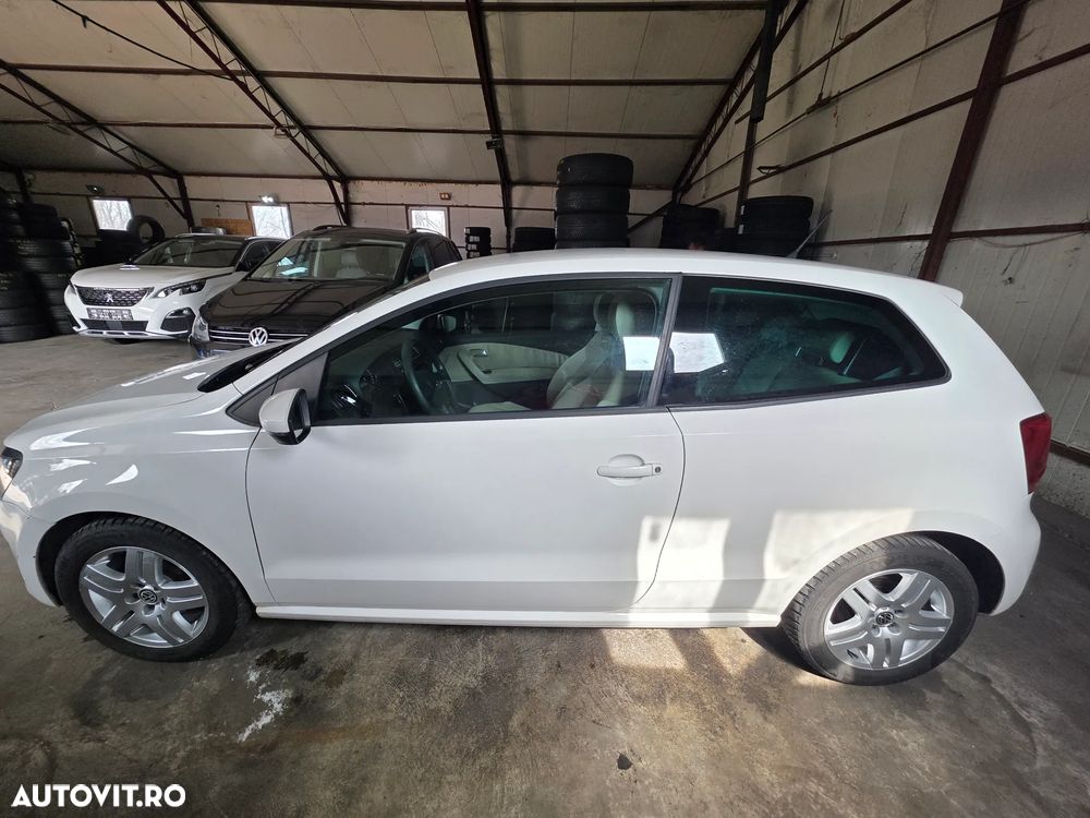 Volkswagen Polo 1.6 TDI DPF Trendline BlueMotion Technology - 5
