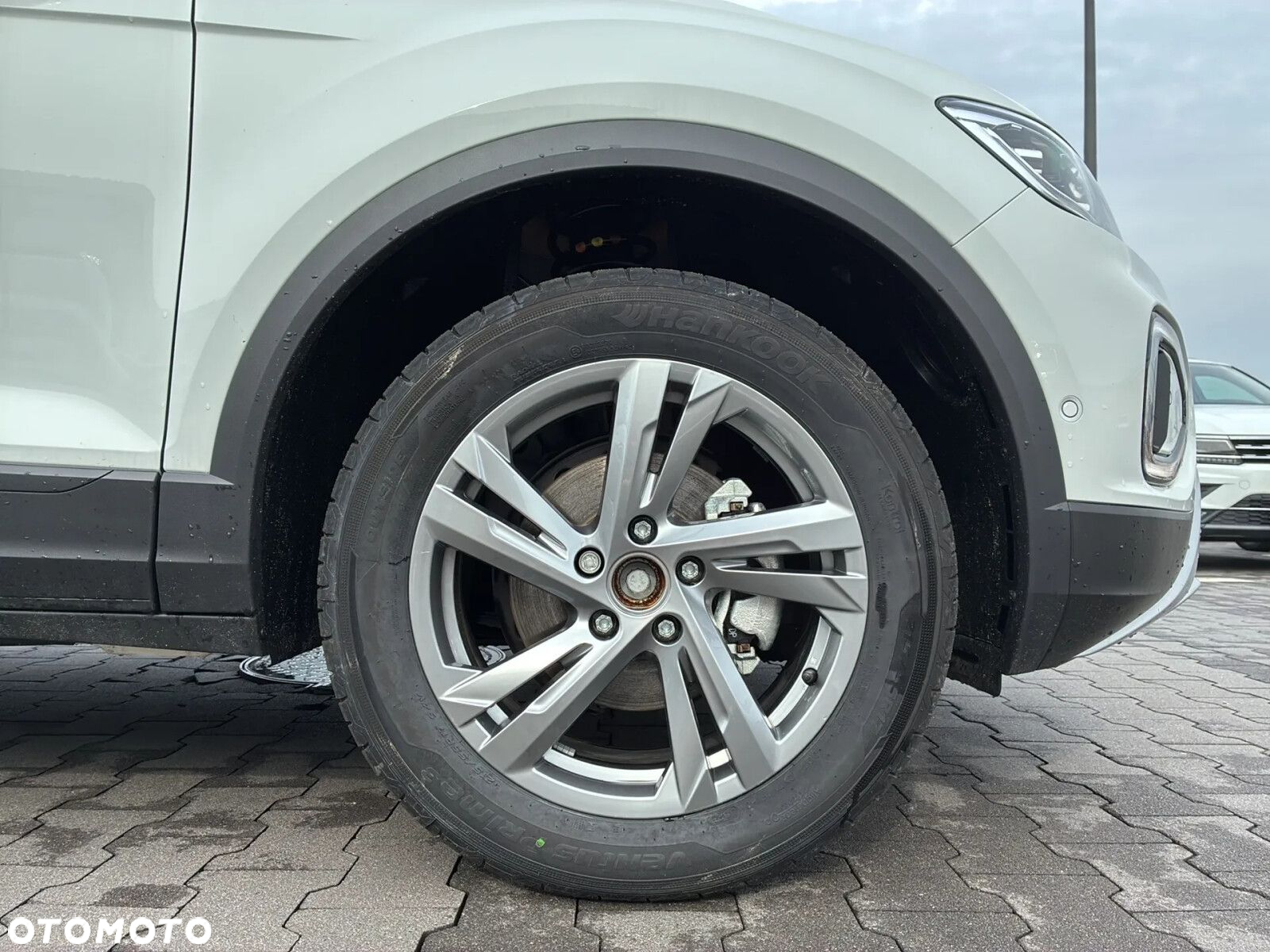 Volkswagen T-Roc - 19