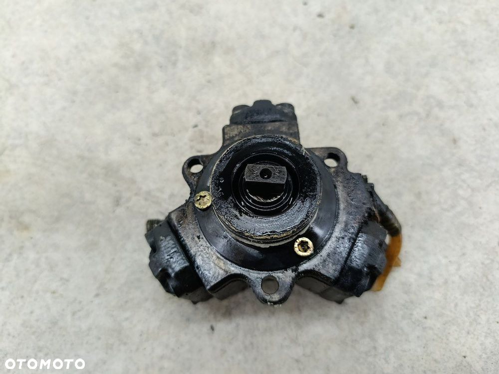 POMPA WTRYSKOWA MERCEDES-BENZ KLASA A W168 A6110700501  0445010008  BOSCH - 4