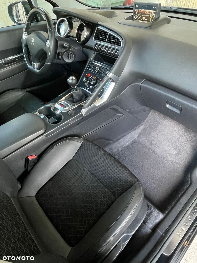 Peugeot 3008 - 14