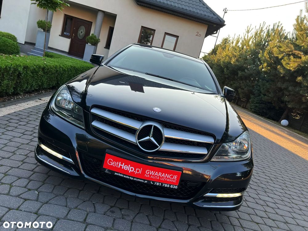 Mercedes-Benz Klasa C 180 Coupe BlueEFFICIENCY 7G-TRONIC - 31