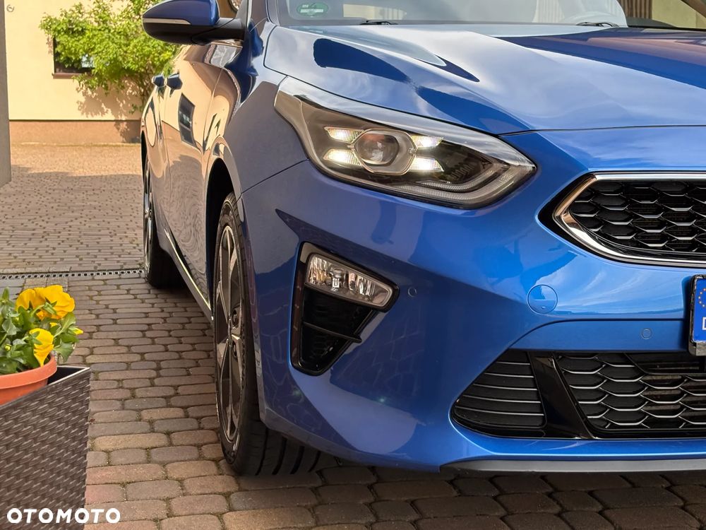 Kia Ceed 1.6 CRDi Platinum Edition - 25