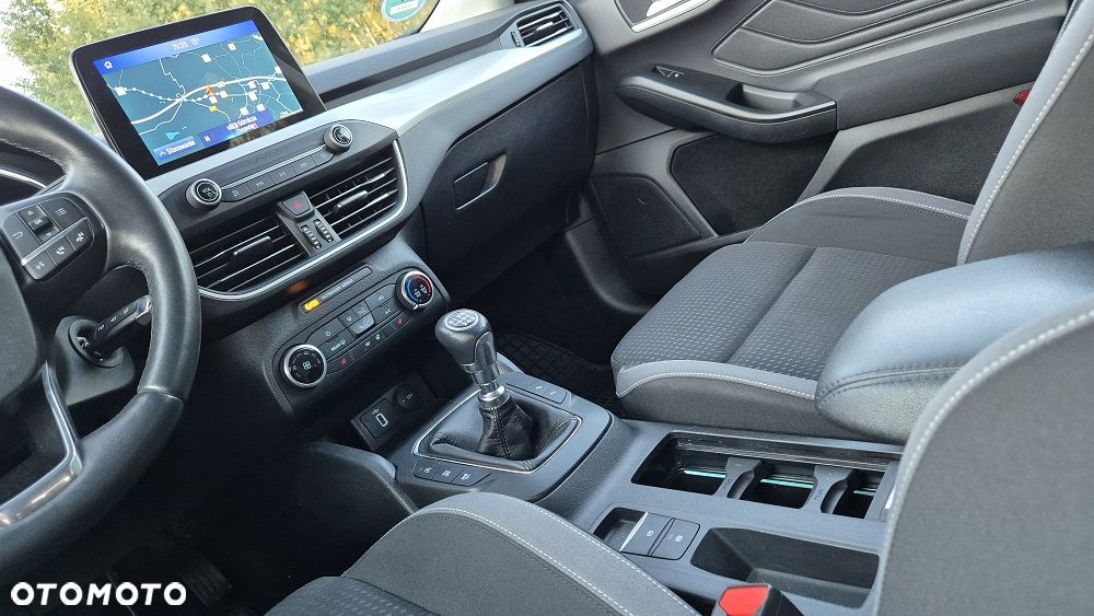 Ford Focus 1.5 EcoBlue STart-Stopp-System TITANIUM - 20