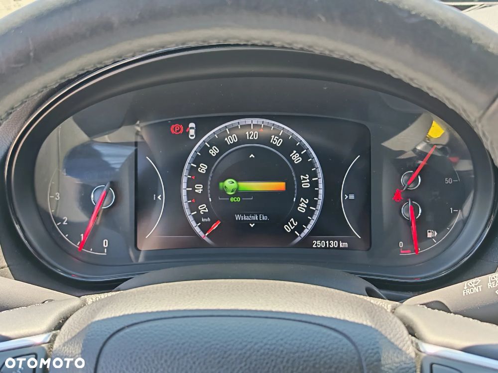 Opel Insignia 2.0 CDTI Cosmo S&S - 29
