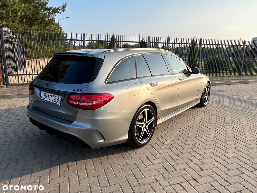 Mercedes-Benz Klasa C AMG 43 4-Matic - 8