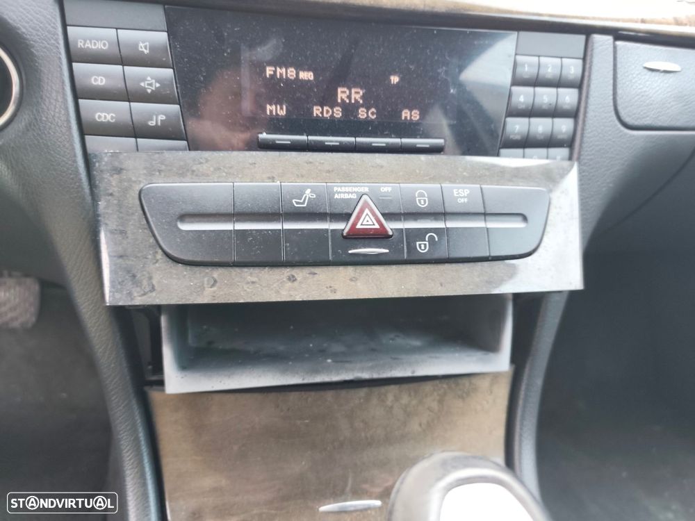 Mercedes-Benz E 220 CDI Avantgarde - 20