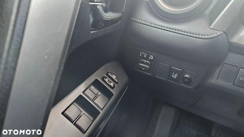 Toyota RAV4 Hybrid Premium 4x4 - 15