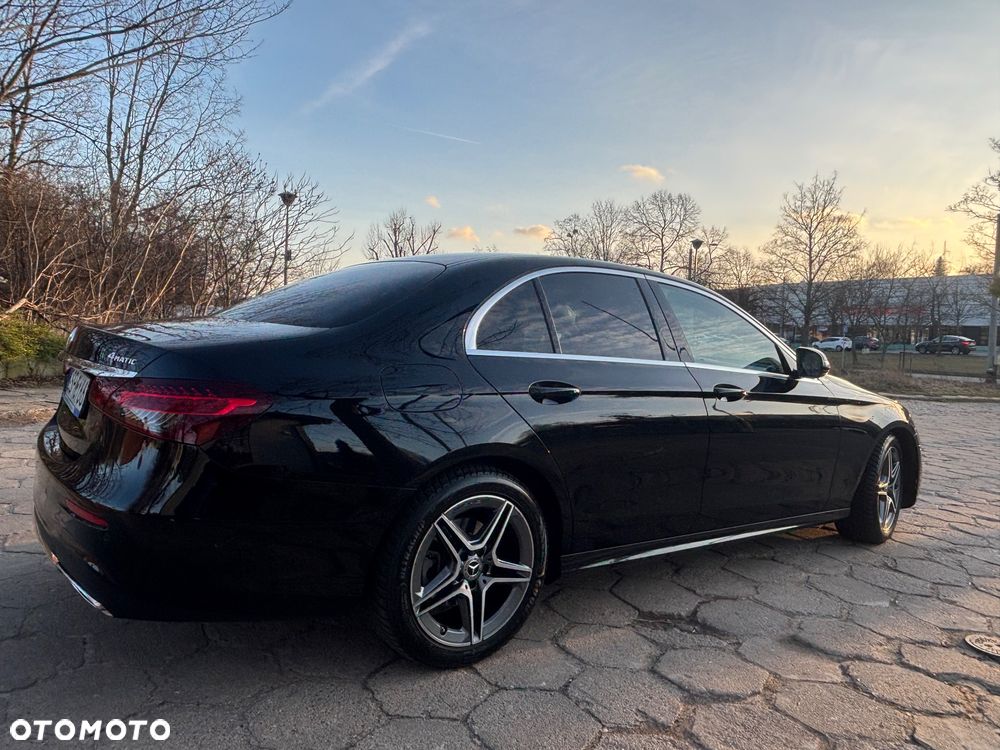 Mercedes-Benz Klasa E 220 d 4-Matic - 13