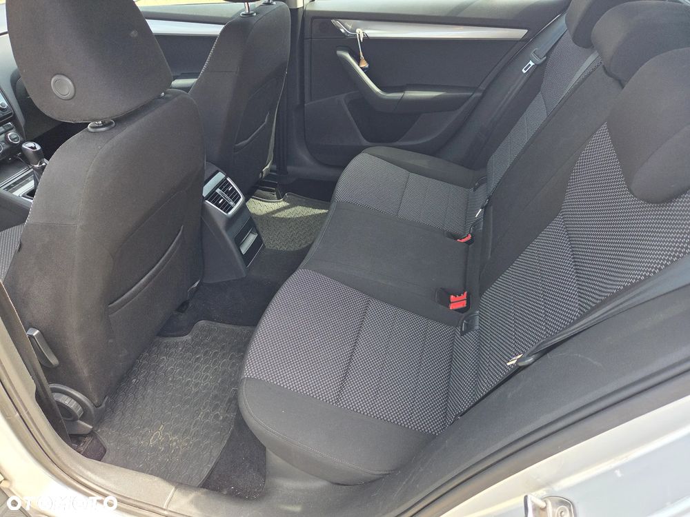Skoda Octavia - 12