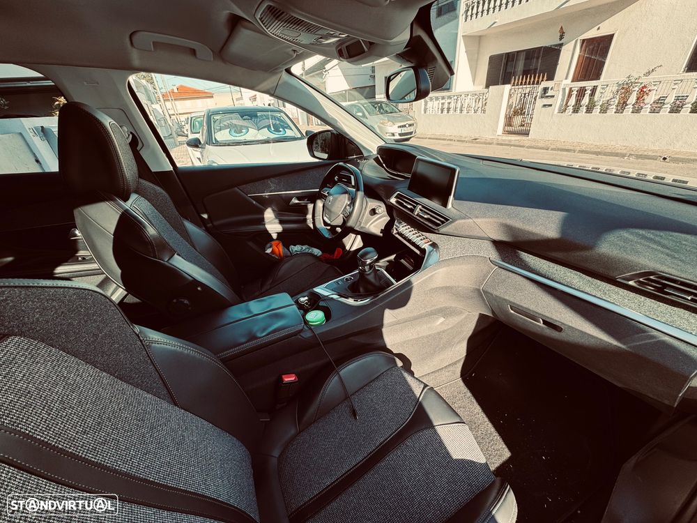 Peugeot 3008 BlueHDi 130 Stop & Start Allure Pack - 8