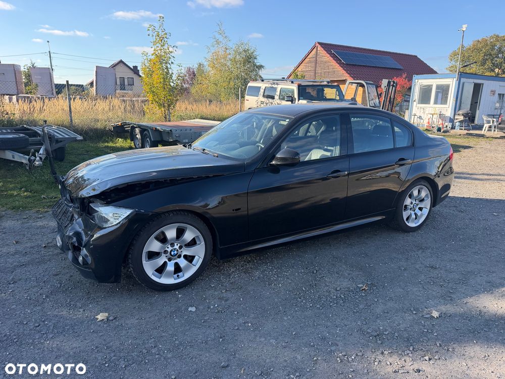 BMW 3 Series 2008 photo 2