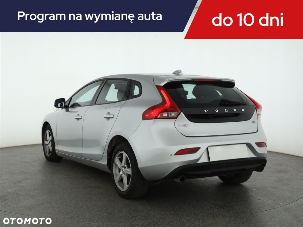 Volvo V40 - 6