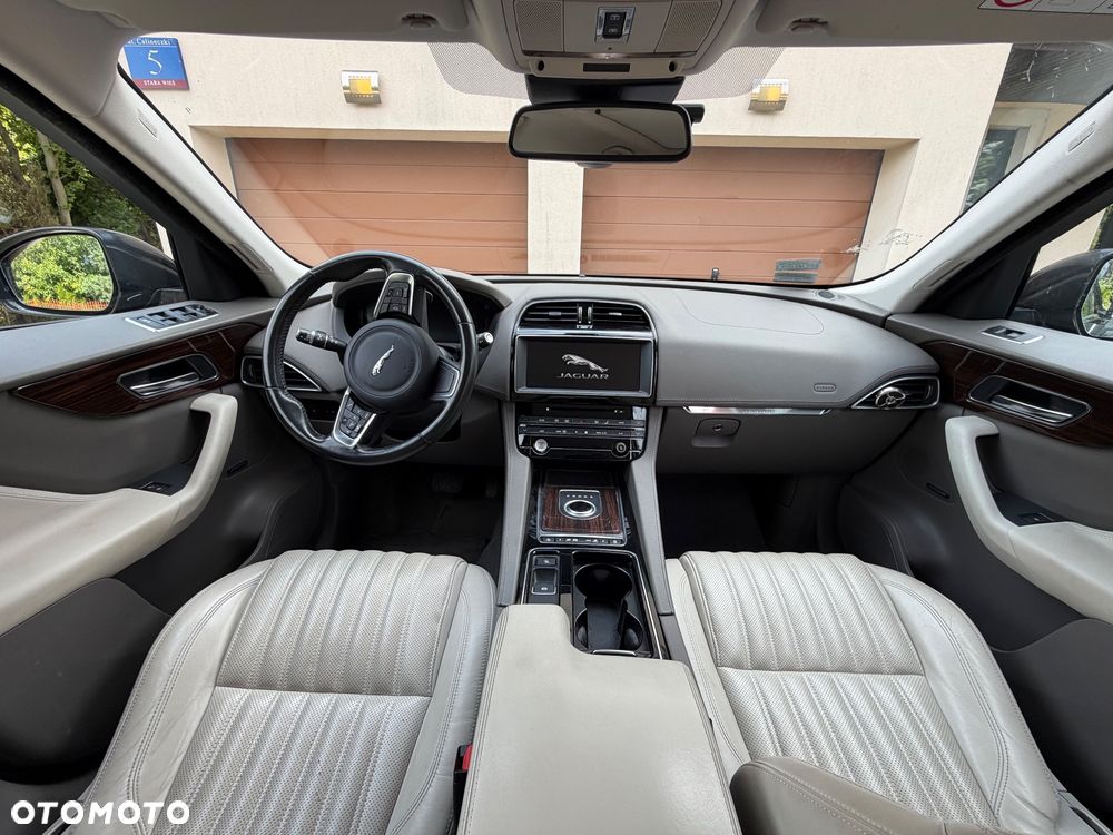 Jaguar F-Pace 2.0 i4D AWD Portfolio - 12