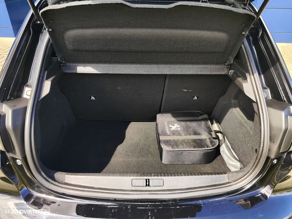 Peugeot e-208 50 kWh Active Pack - 28