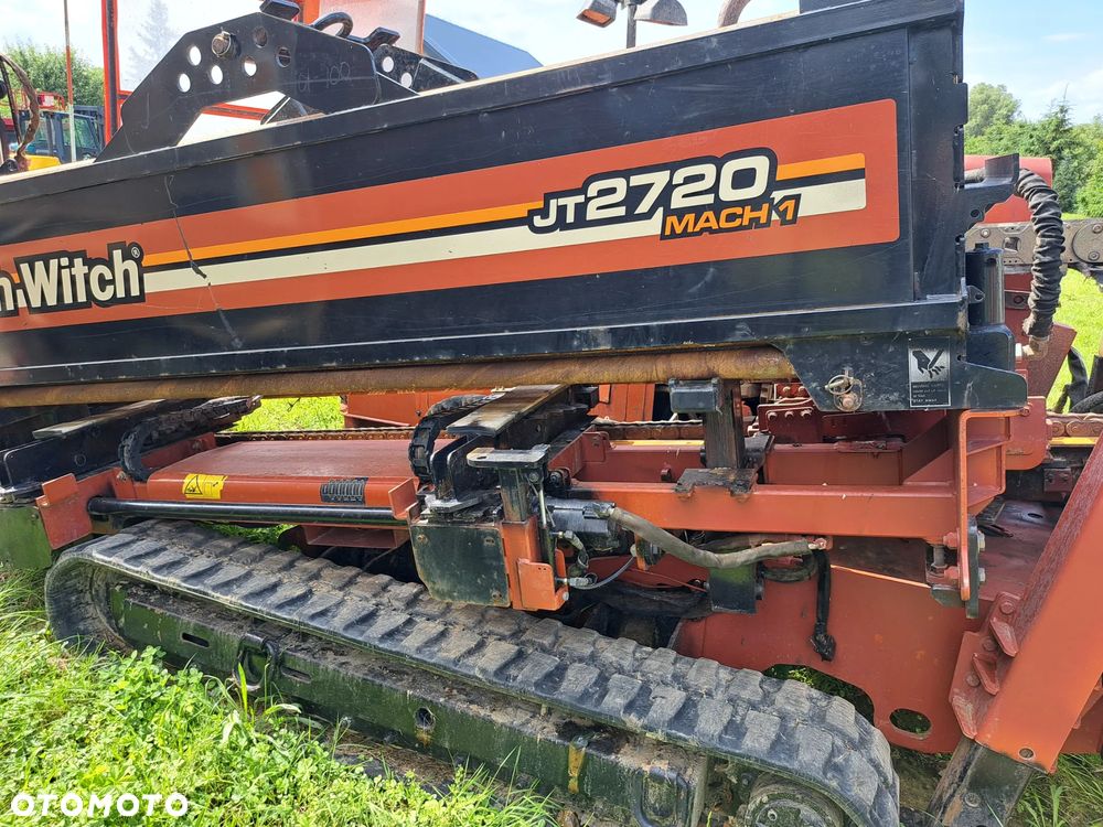 Ditch Witch 2720Mach1 - 4