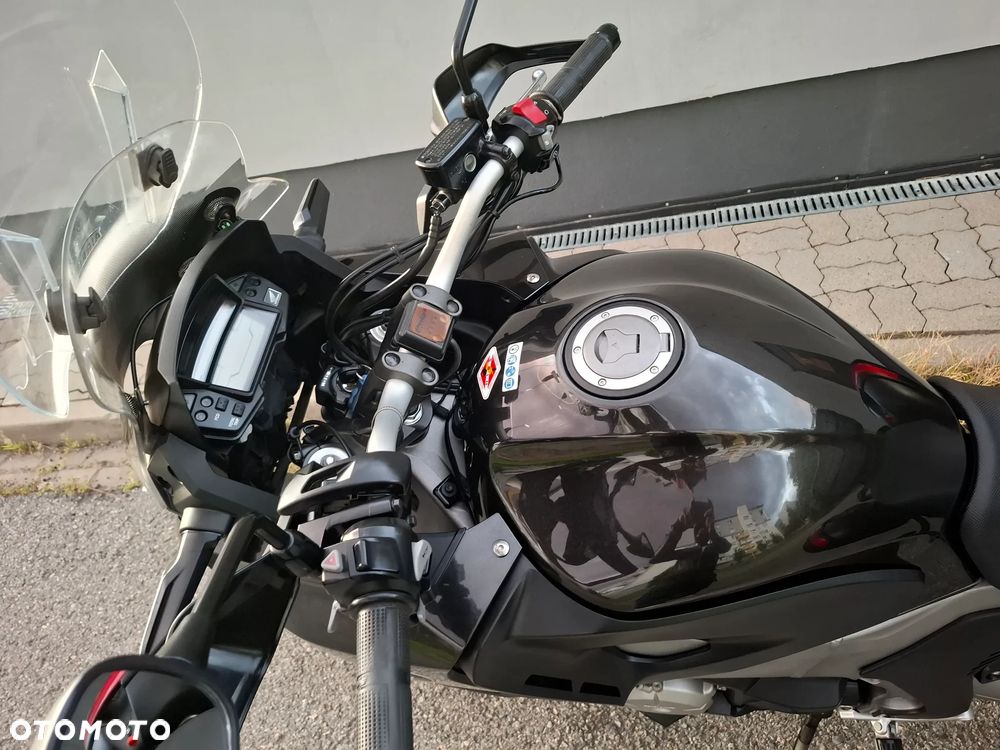 Honda VFR - 30