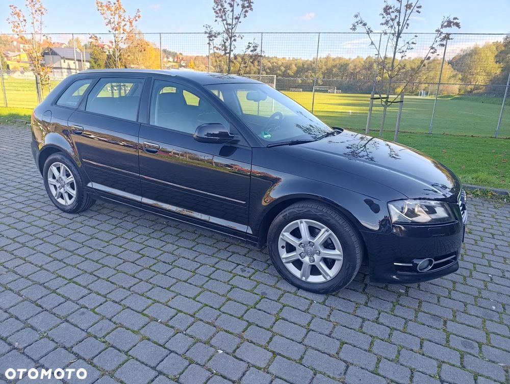 Audi A3 Sportback 1.6 TDI Attraction - 6